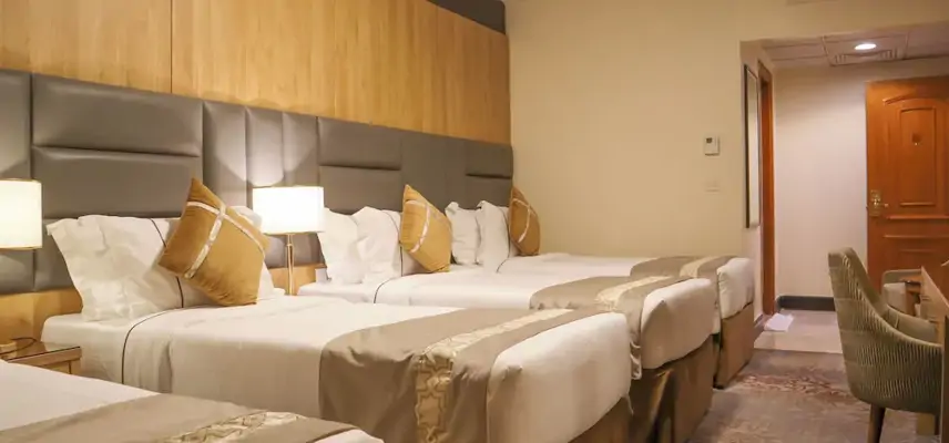 Zowar International Hotel image